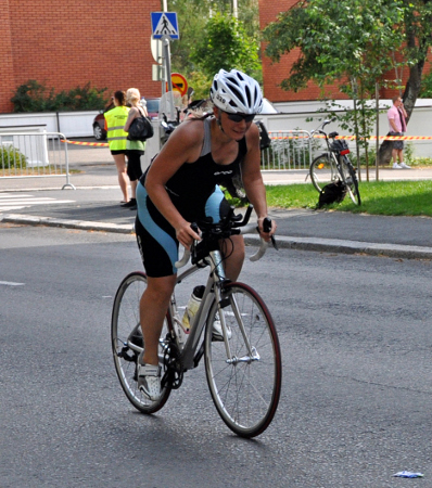 Kuopio Triathlonilla pyöräilemässä 2014